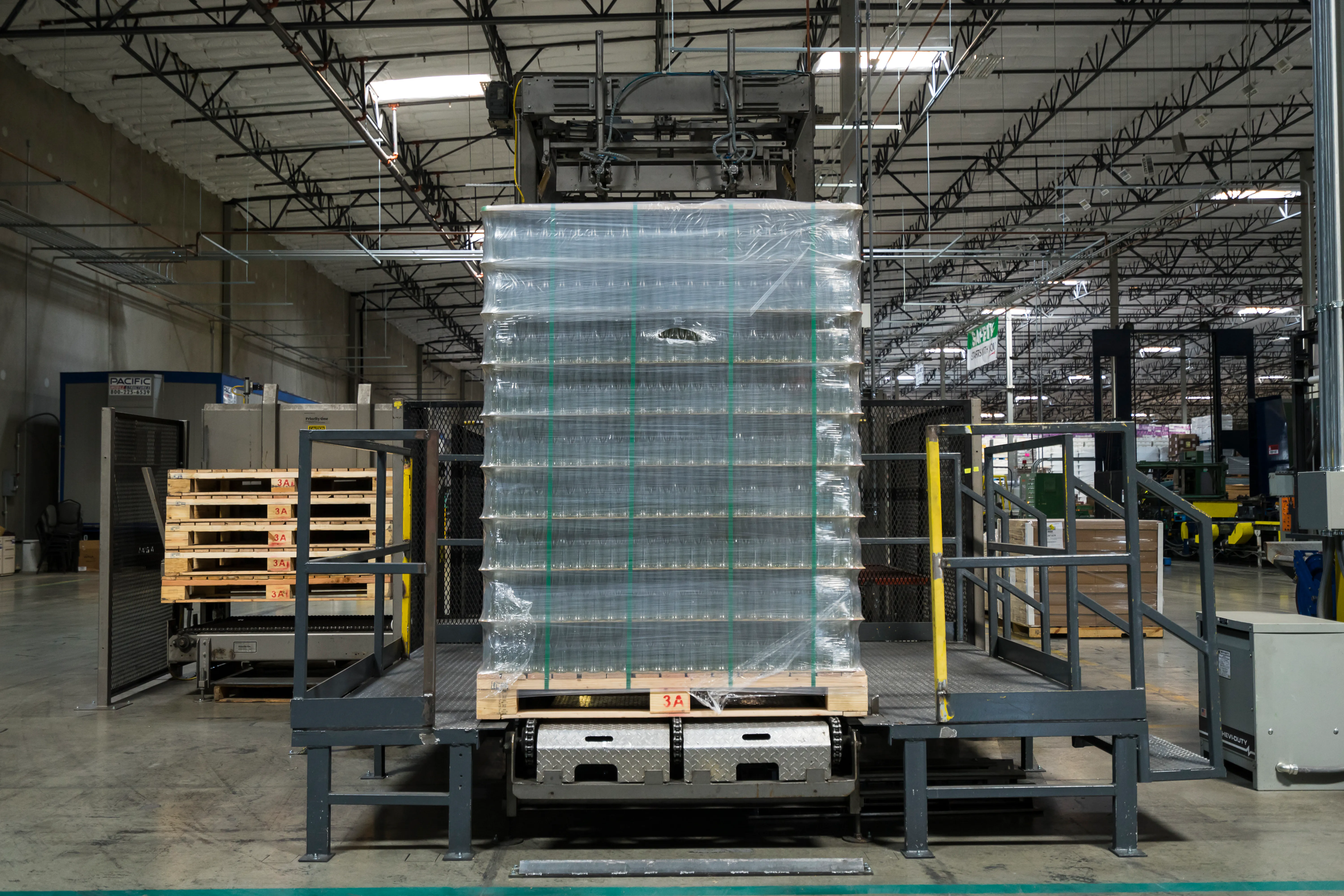 supply chain crisis is a good time to find your real estate solution
