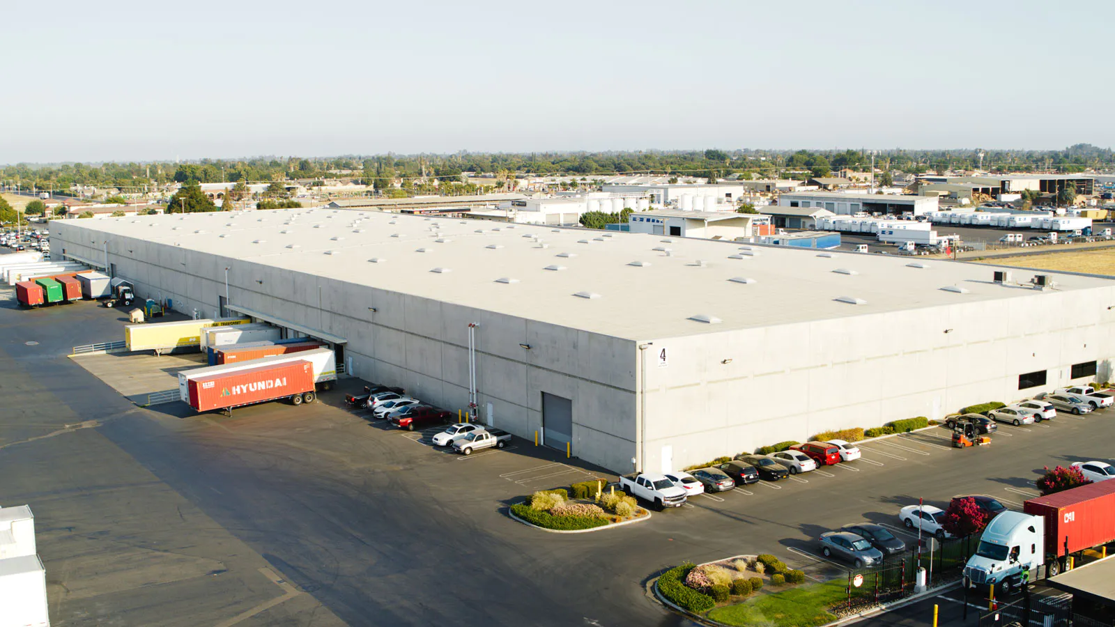 Advantages of an Industrial Warehouse Space for Your Business
