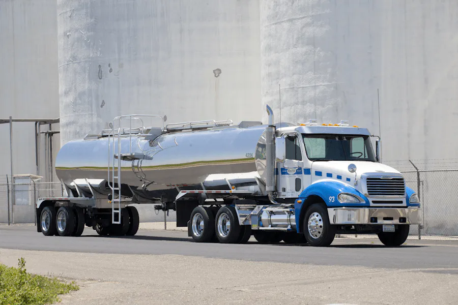 How Tanker Trucking Ensures Quality from Vineyard to Bottle 