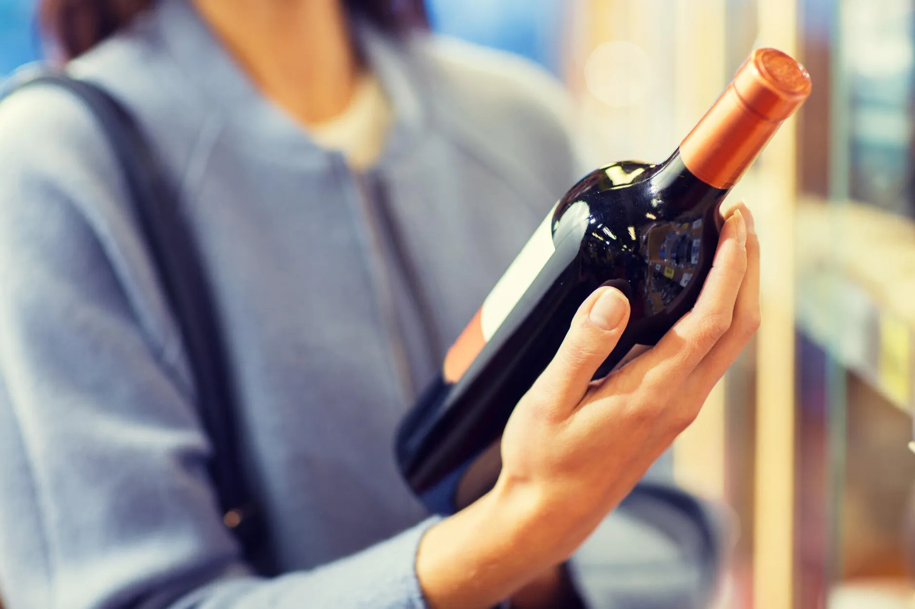 How to Choose the Right 750ml Wine Bottle
