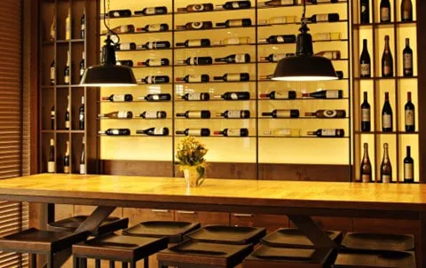Creating a Wine Brand: Benefits of Custom Labels